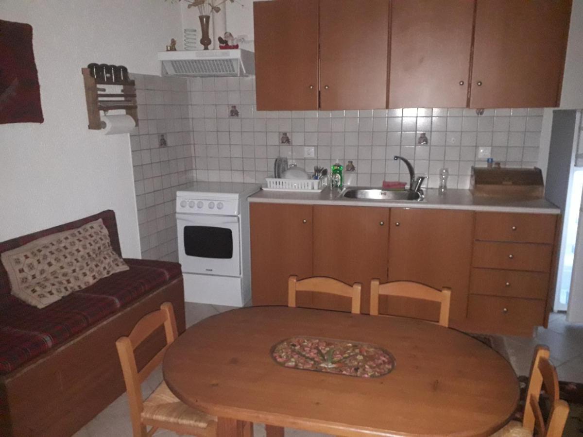 Traditional House Kalívia Екстериор снимка